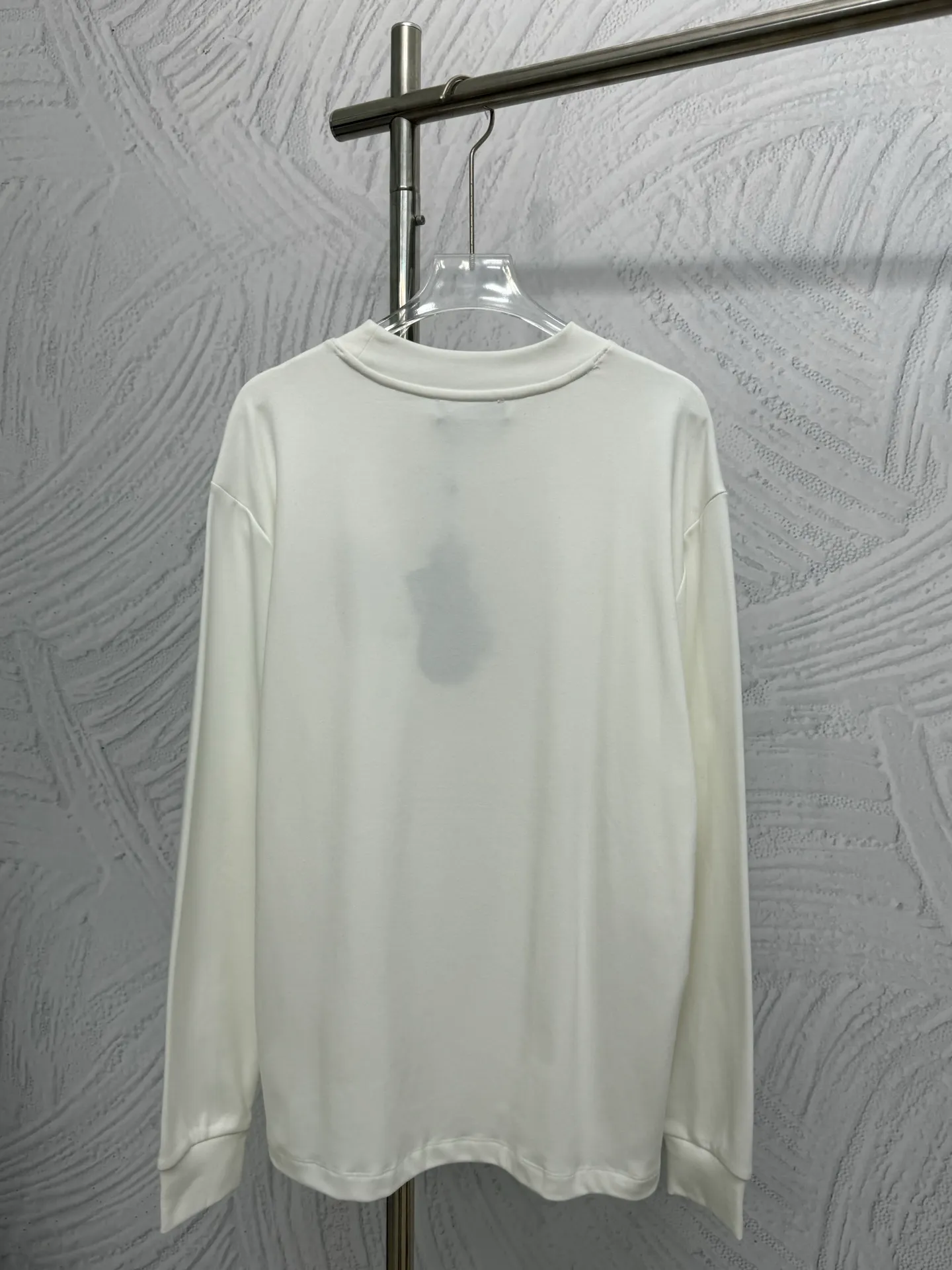 P310 Chrome Hearts high-neck velvet long-sleeved bottoming shirt. The fabric is soft. Made of imported high-density double-sided stretch cotton fabric. Same style for men and women. Full details. Original pattern. Size: S M L XL 2XL. Color: black white.